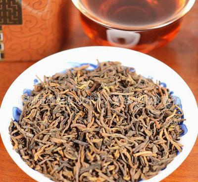 醇厚宮廷韻 品鑒勐海茶廠純料一級宮廷熟普七子餅